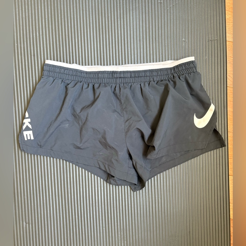 Nike Women's Split Hem Running Shorts w/Liner